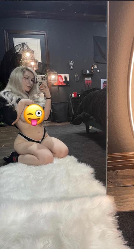 Escort ready to meet up