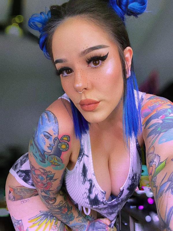 Escort ready for hookup down and available for Incall and outcall 🍆🍑