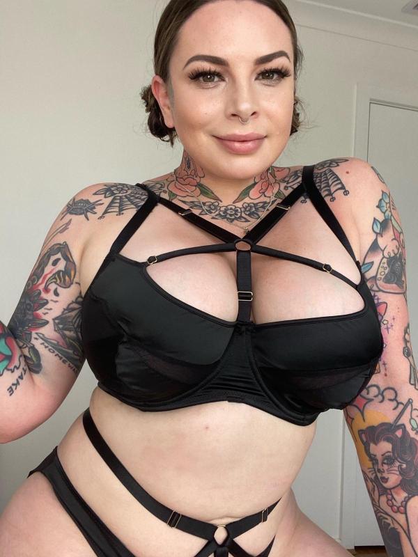 💯LEGIT Thick😌🥶🍑big ass🍆and boobs👅girl available to 🍆🍑Fuck💯