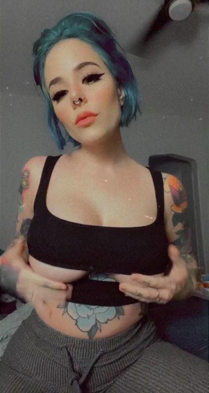 I’m a nasty bitch that loves tosuck and swallow 💦text 904299429,snap hwallace-1