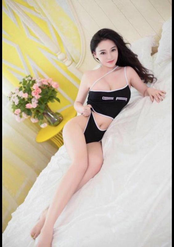 408-775 -4342 new Japanese girls ，，Big breasts, Small body