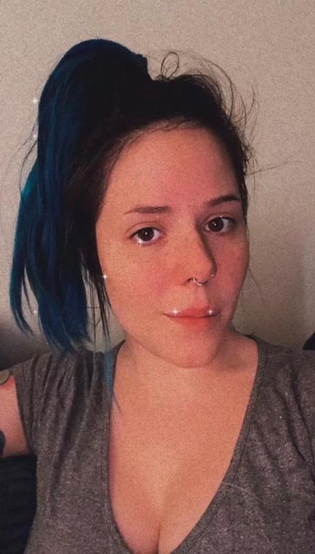 DOWN FOR HOOKUP 🍑🍑🍑