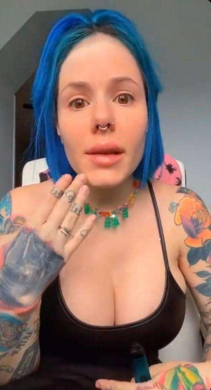 IM HOT AND READY TO BE FUCKED💦💧🔥