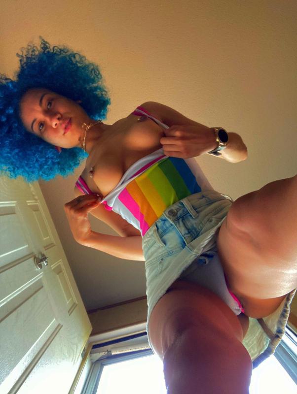 Escort available both incall and outcall