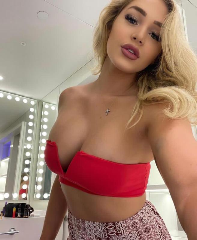 DOWN FOR HOOK UP 💦❤️🍑