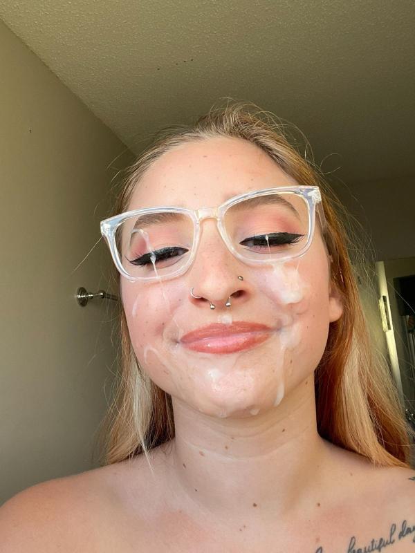 HOOK UP AVAILABLE 💯💜😍