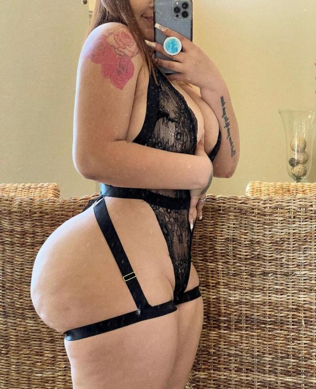 Bad Bitch💦👅but you know I’m Classy🤤😍💯