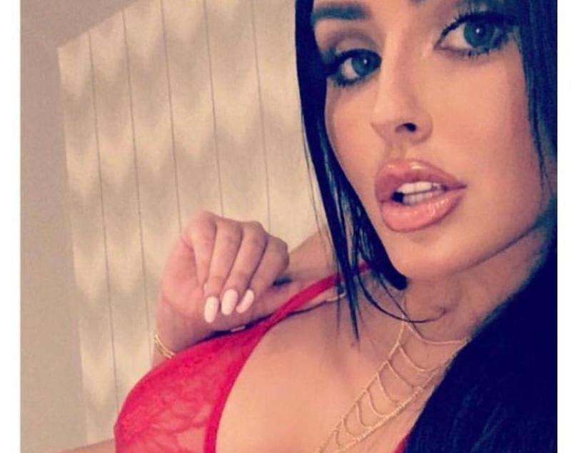 Hi i'm Clara New Girl in town! Fulfill your fantasy! 247