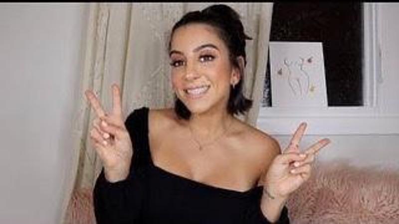 I’m a very CLEAN & sweet girl,💛& Very Straight Foward& To The Point!🍆