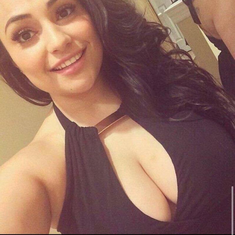 ARE YOU HORNY? 🥰 IM AVAILABLE FOR FUN 💦