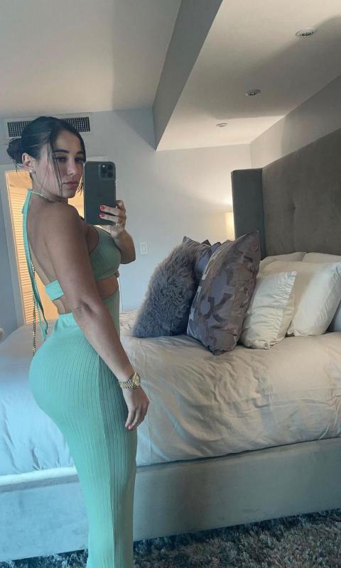 👅I AM LOOKING FOR A NICE COCK TO **** SERVICE💠AVAILABLE