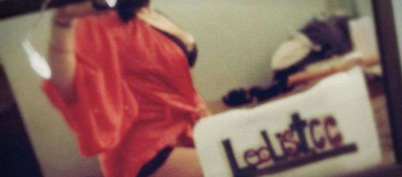 Sexy babe to fufill all your fantasies - MERRITT