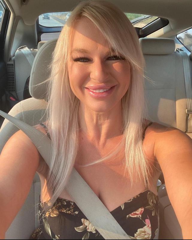 Female Escort matured woman loyal down Hookup