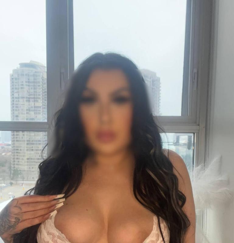 ✯SLUTTY BRUNETTE ✯LET ME BE YOUR VALENTINE TREAT❥