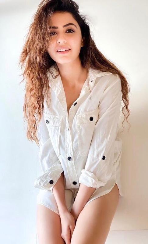 Call Girl In Sector-22 Noida ❤彡//8743O68587// 彡❤Top Female Escort Service Delhi NCR....