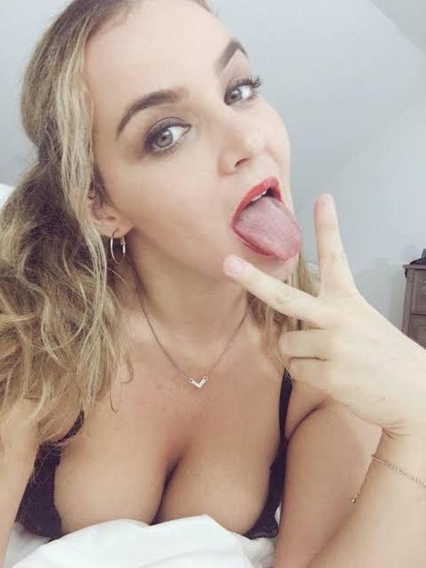 Don't hesitate to message me if you're in need of a pleasurable moment