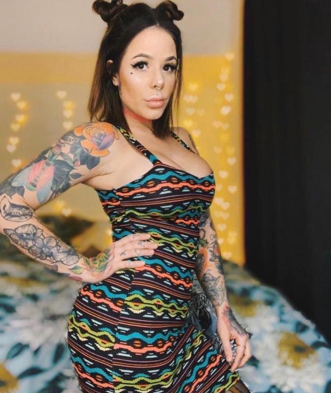 I’m Erica female hooker ready for hookup