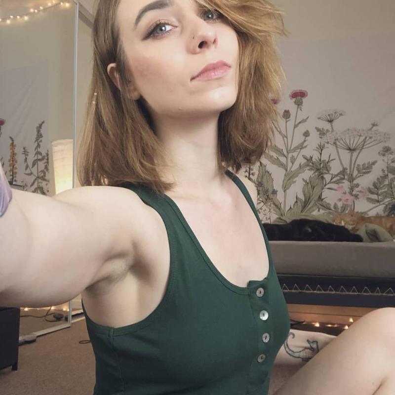 Hi I’m laura really sweet and polite I am down for any thing hook up 🍆🍆