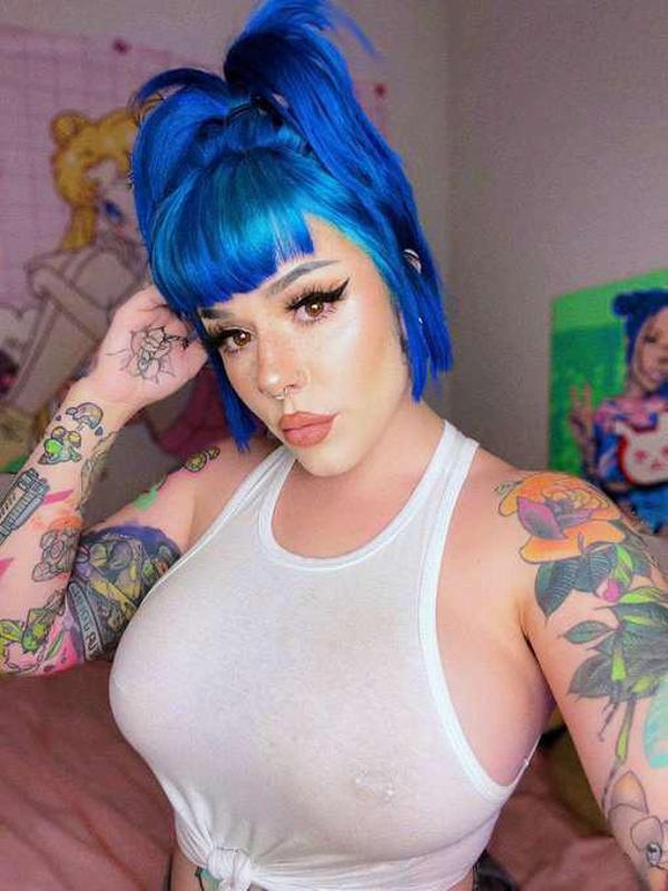 I’m available for meetups ...HMU!!!.