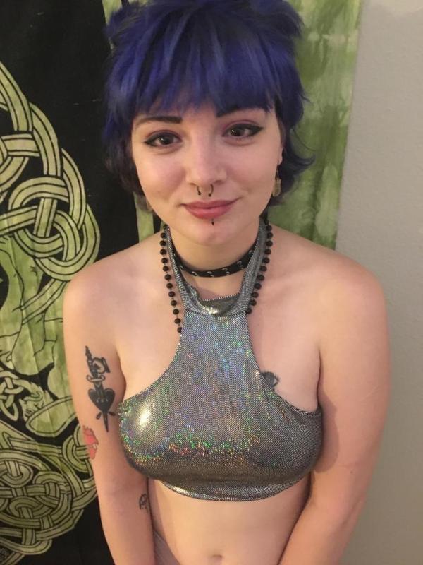 Are you stressed and need Some hot reliever? I’m a horny mature girl, I love squ