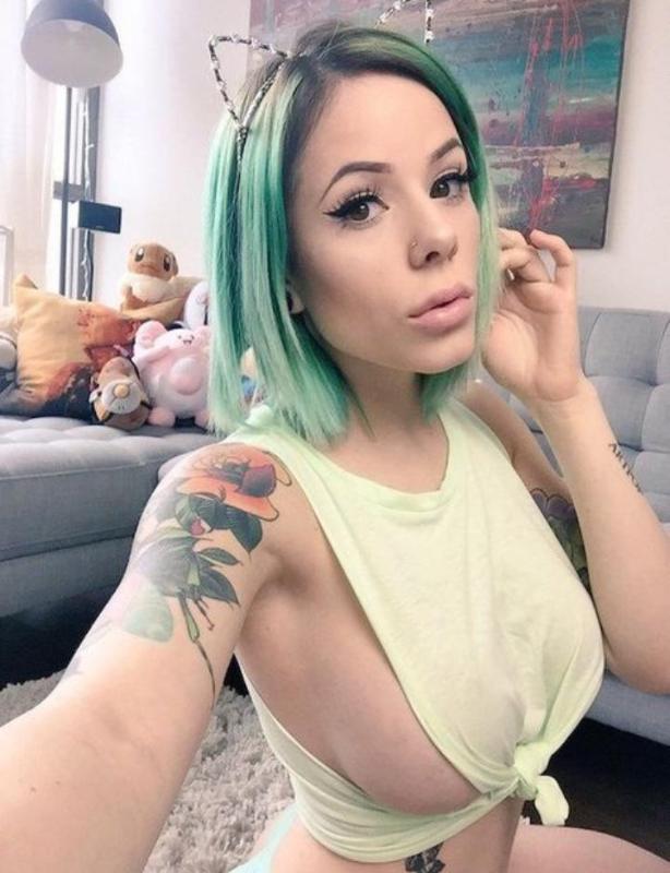 I'm available for sex hookup..+1929417828 add my snapchat @sophia_akers962