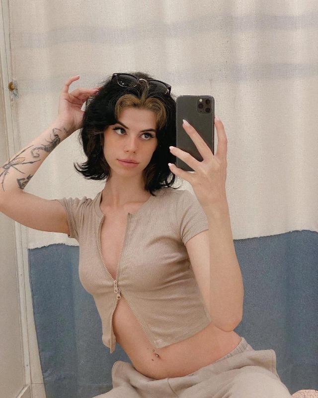 SEXY CAUCASIAN ESCORT AVAILABLE TO OFFER QUALITY SERVICES