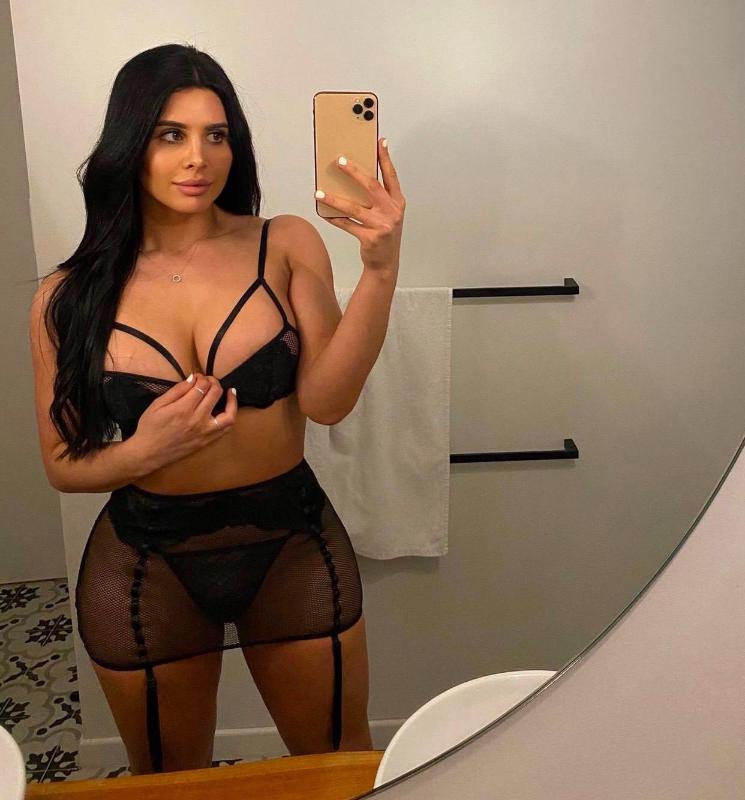 I’m available for real and legit hookup🍆🍑