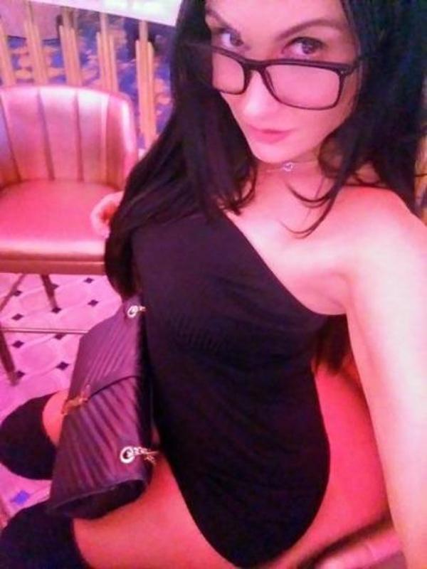 🚨 REAL GIRL ALERT 👉 START YOUR NEW YEAR WITH A BANG👅💦💥💥🎉