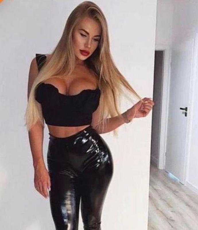Party girl Rebecka 💣💣❤️🥰