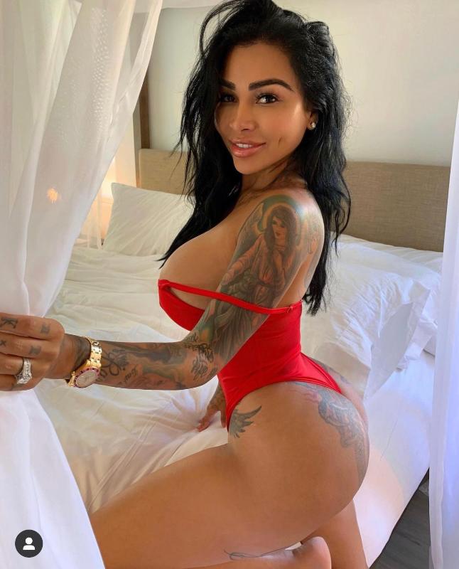 CASH ONLY. AVAILABLE FOR HOOK UP