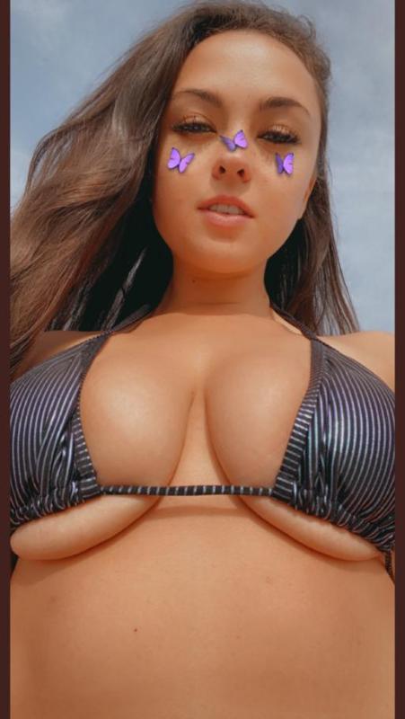 AVAILABLE FOR HOOKUPS 🍑🍑🍑💦💦💦🍆🍆🍆